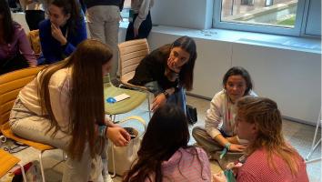 Participants of LevelUp Workshop gather in groups of five to develop their own initiatives